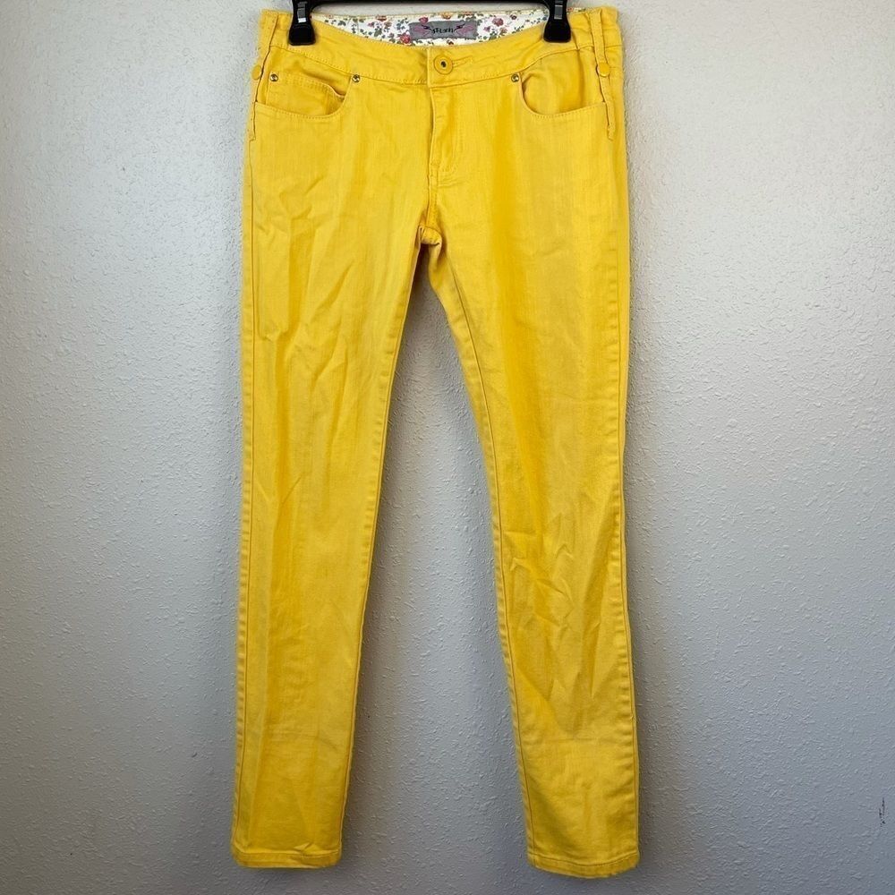St. Lanki Yellow Jeans Size 16/42 EUC
